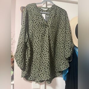 *NWT* Lush New Blouse 2X